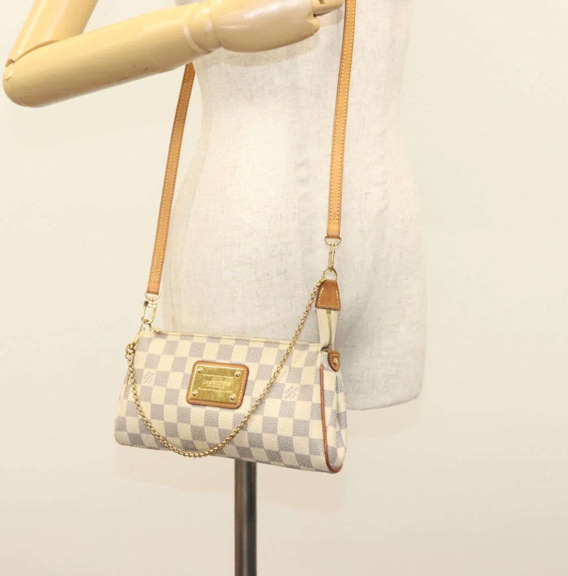 Louis Vuitton Eva White Damier Azur con dos correas