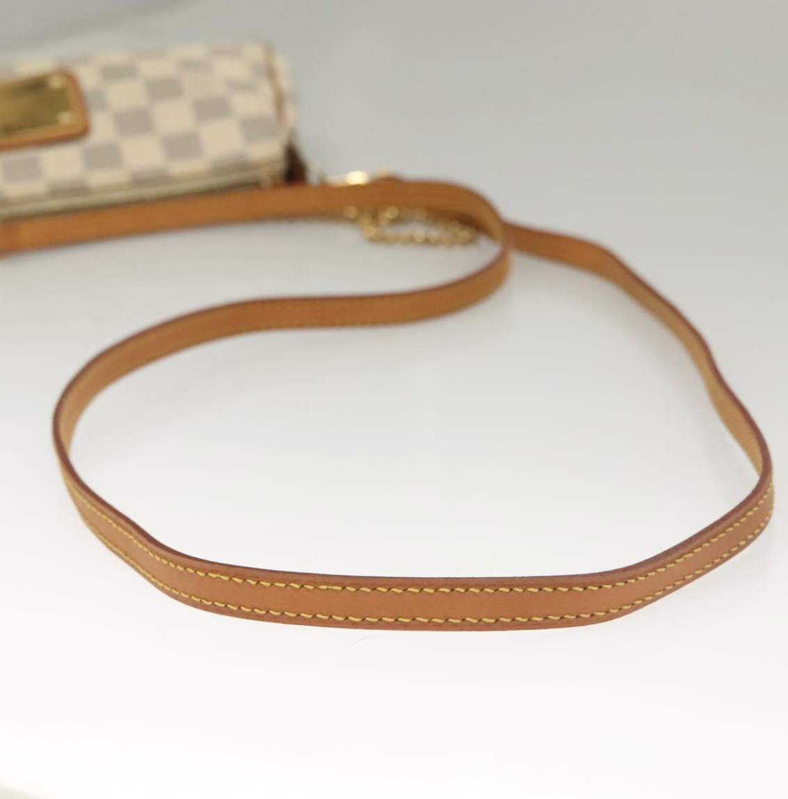 Louis Vuitton Eva White Damier Azur con dos correas