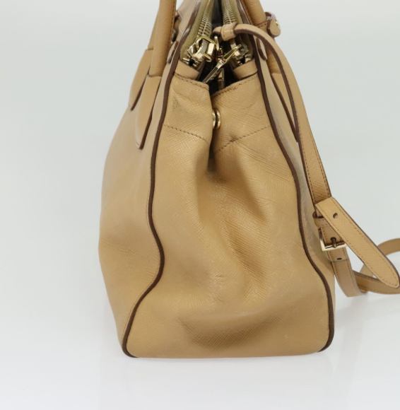 Prada tote bag en piel beige con bandolera
