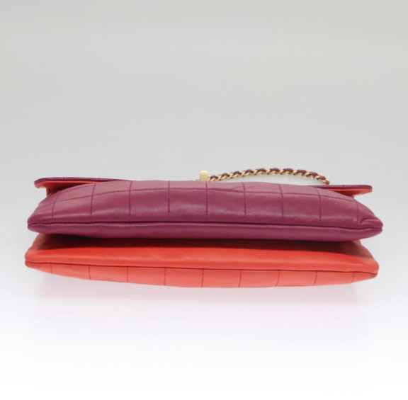 Chanel Vintage Chocolate Bar Double Side Flap – Piel morada y roja