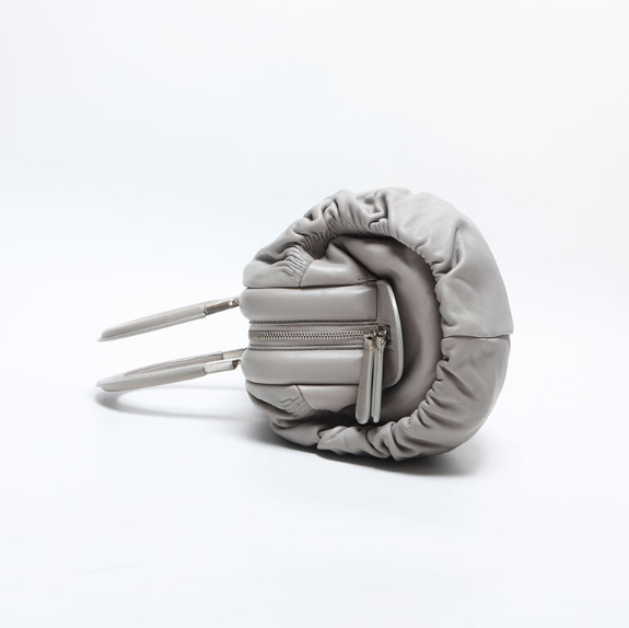 Christian Dior Gathered Leather Handbag – Piel gris