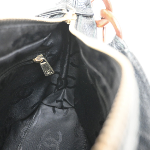 Chanel Vintage Wood Chain CC Shoulder Bag