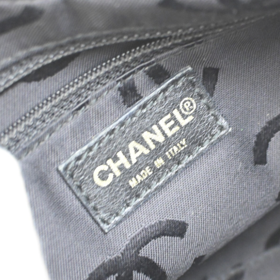 Chanel Vintage Wood Chain CC Shoulder Bag