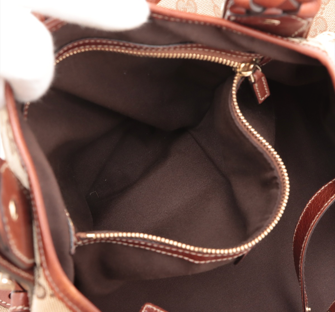 Gucci Pelham GG Canvas y piel – Vintage