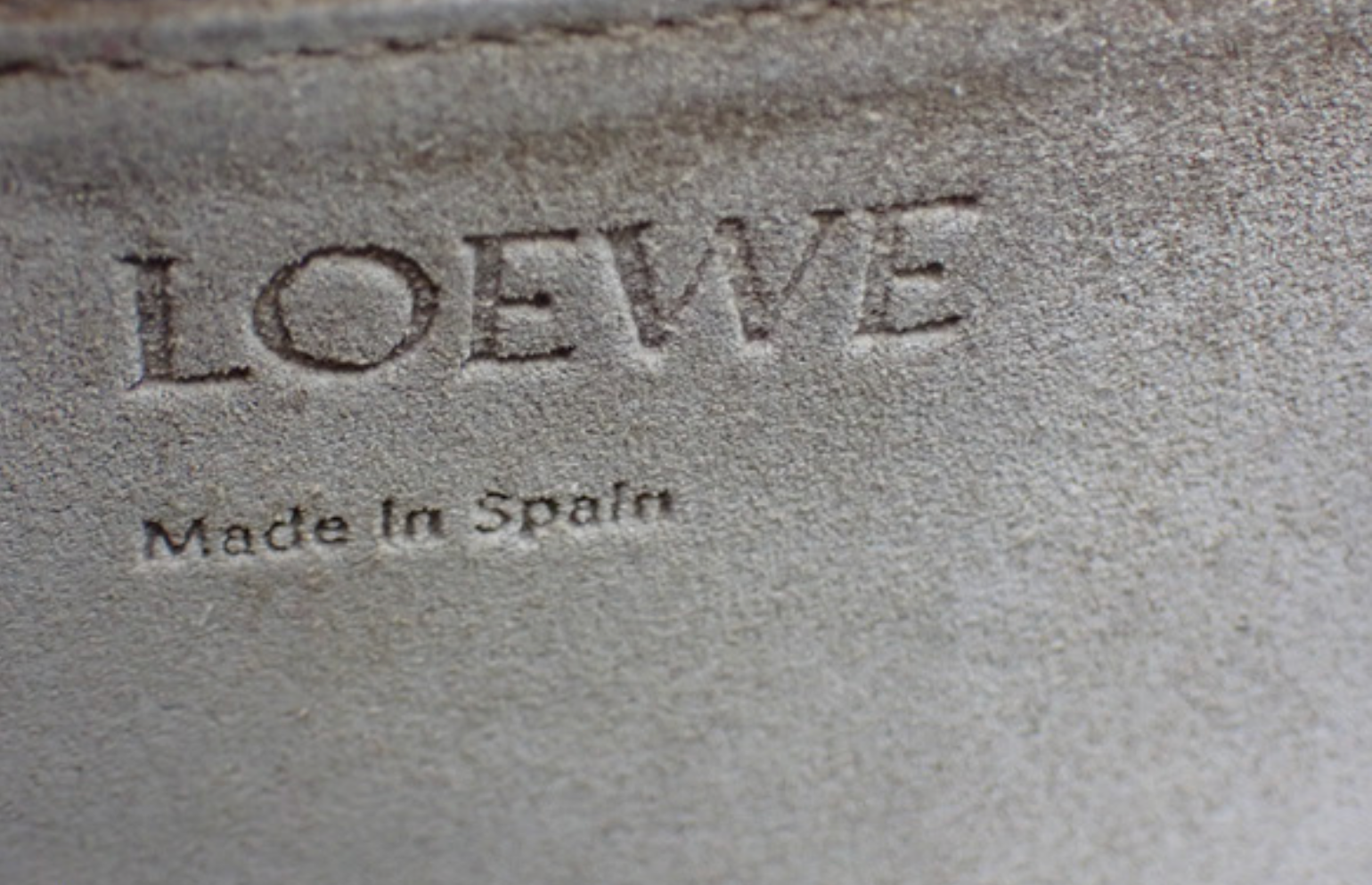 Loewe Missy Negro