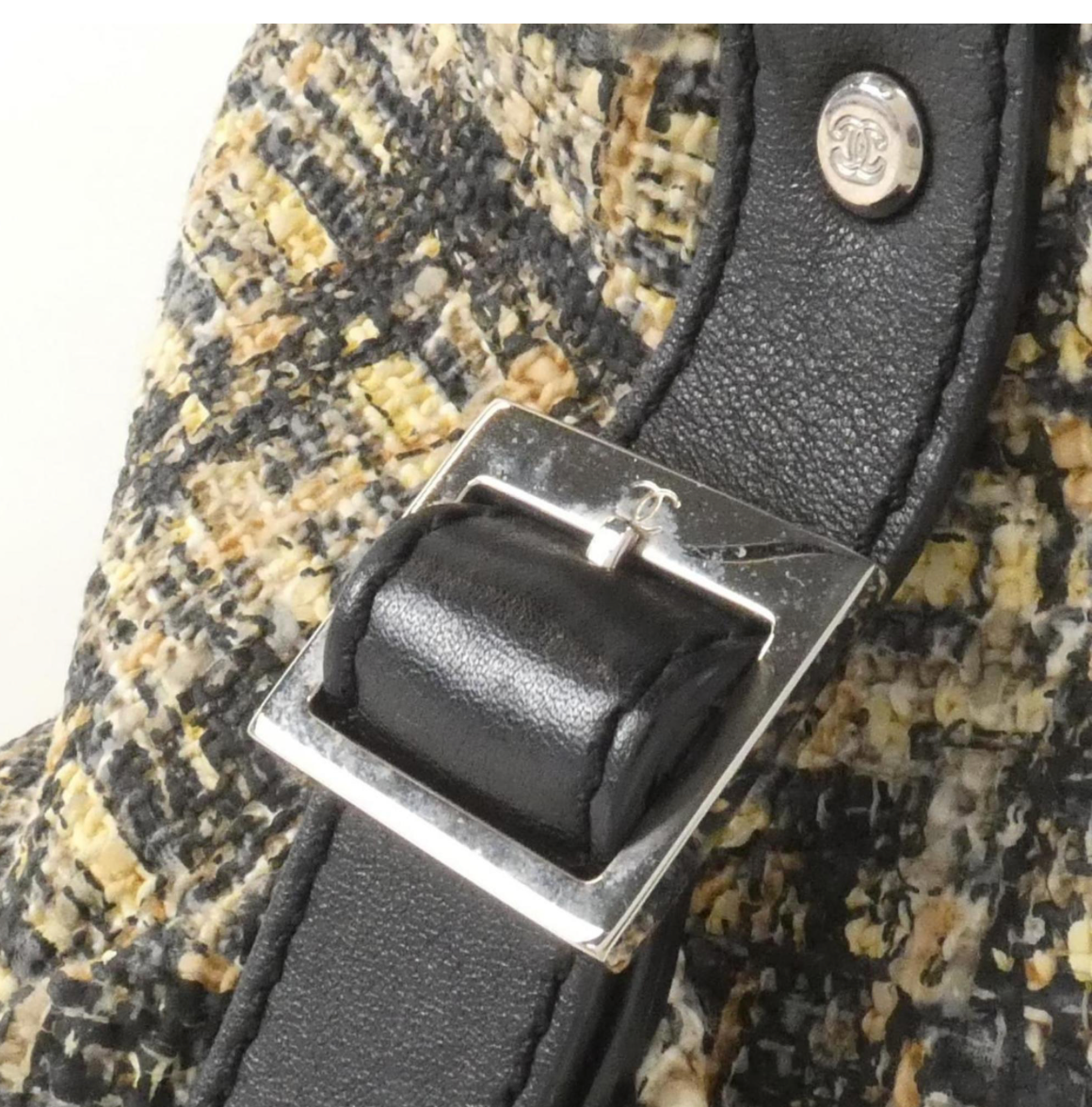 Chanel Icon Tweed Amarillo