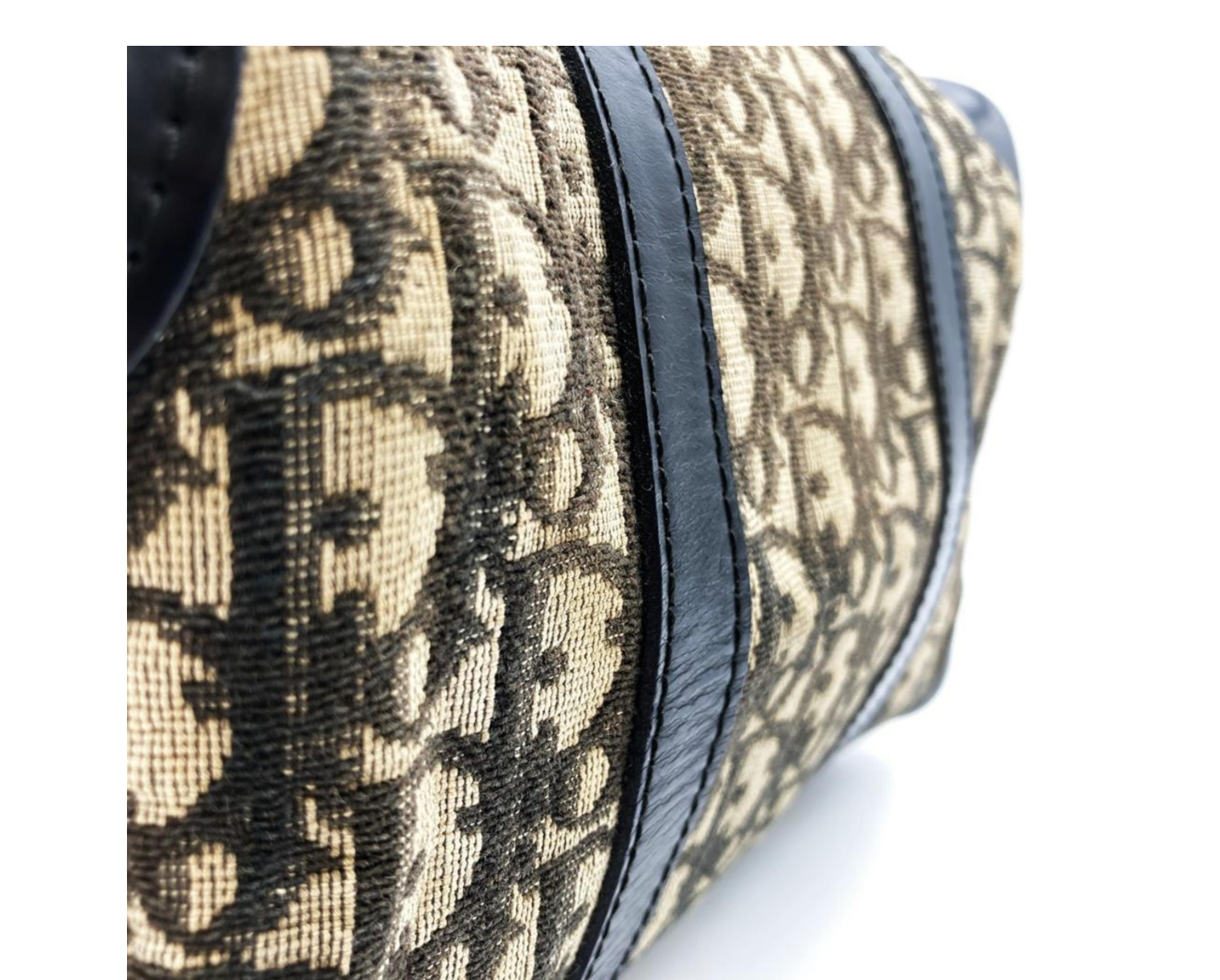 Dior Trotter Canvas Beige con Esquinas en Piel Negra