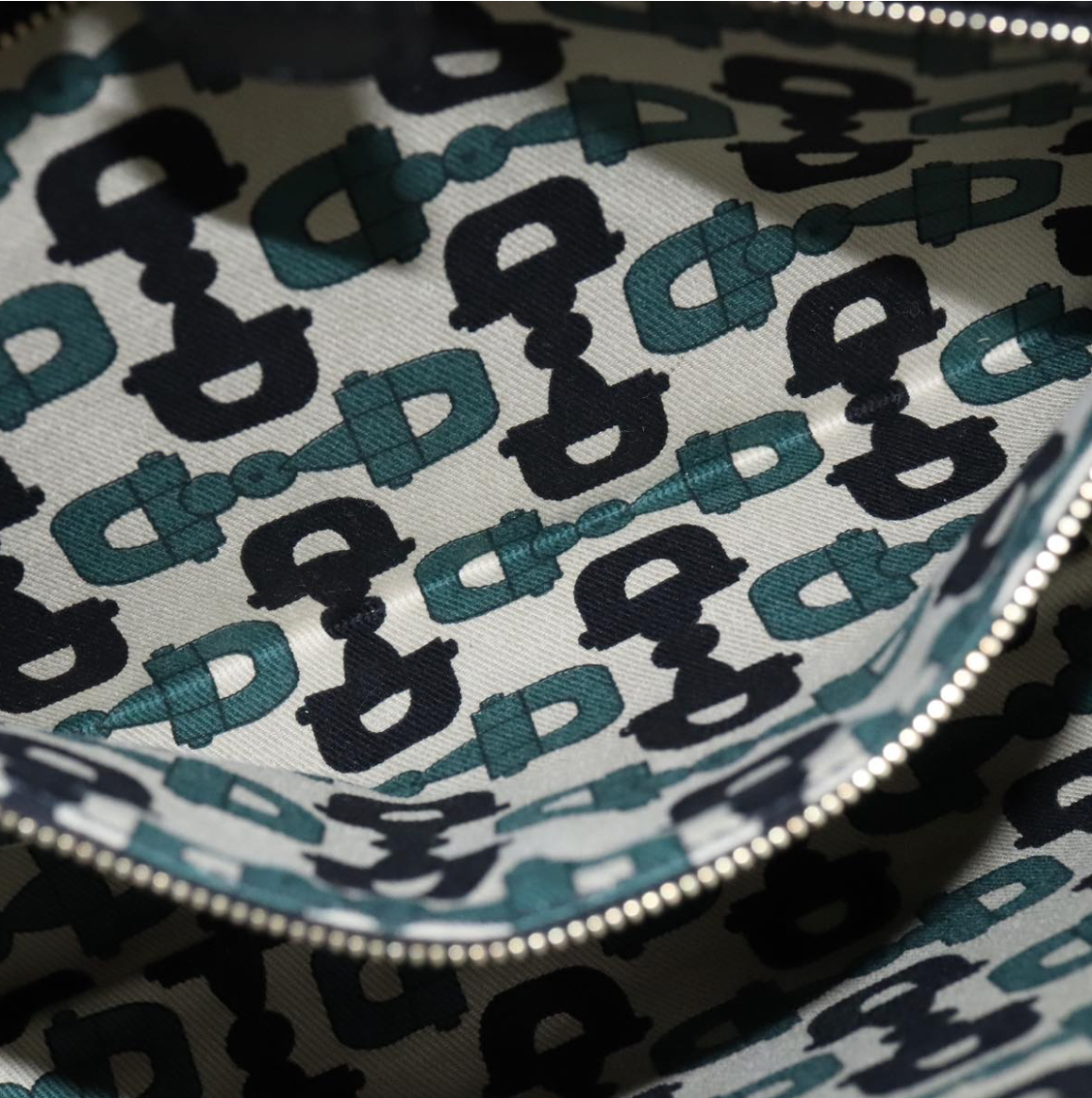 Gucci Jackie en piel negra