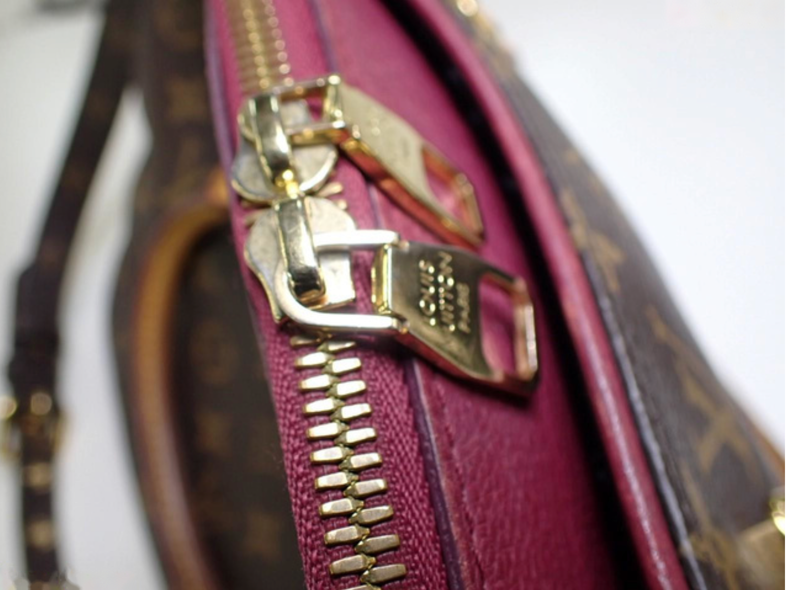 Louis Vuitton Pallas Monogram bandolera