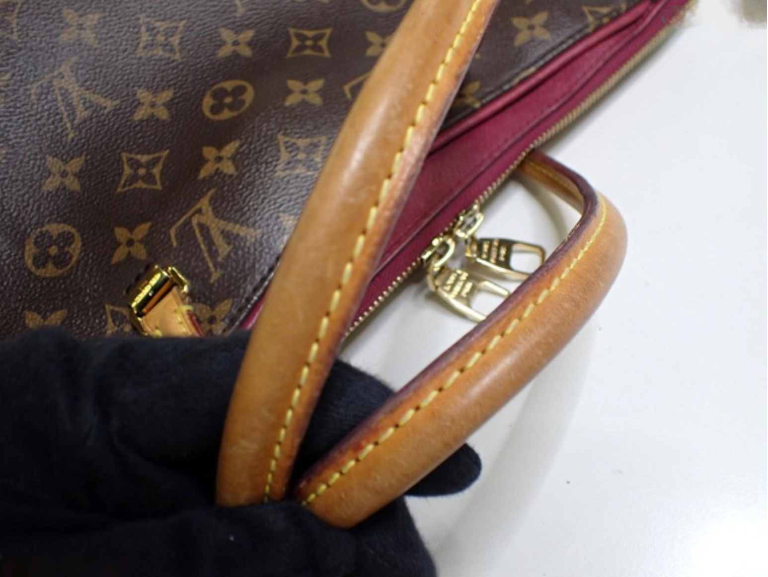 Louis Vuitton Pallas Monogram bandolera