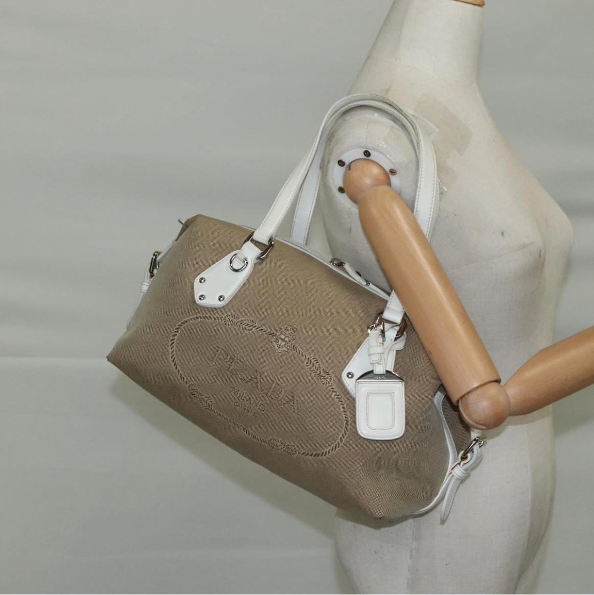 Prada Logo Jacquard con asas blancas