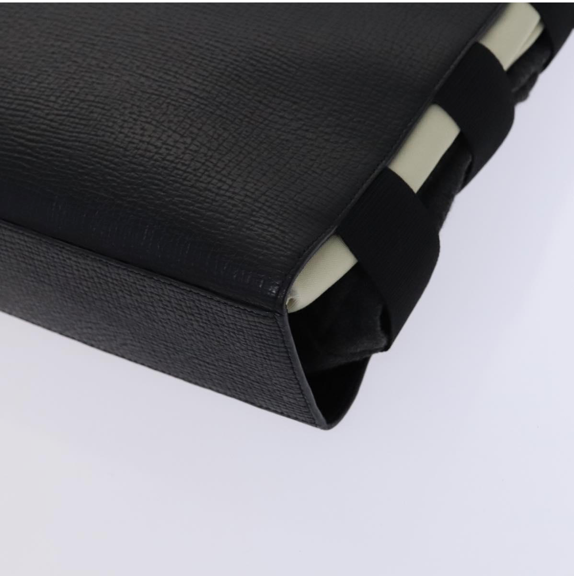 Maletín vintage negro de Loewe