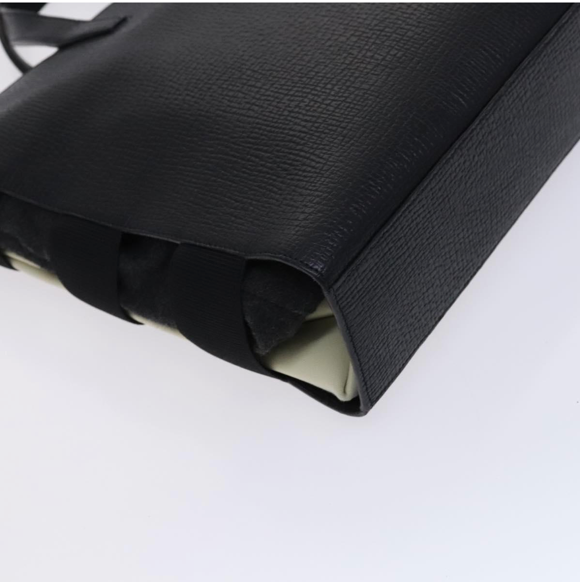 Maletín vintage negro de Loewe