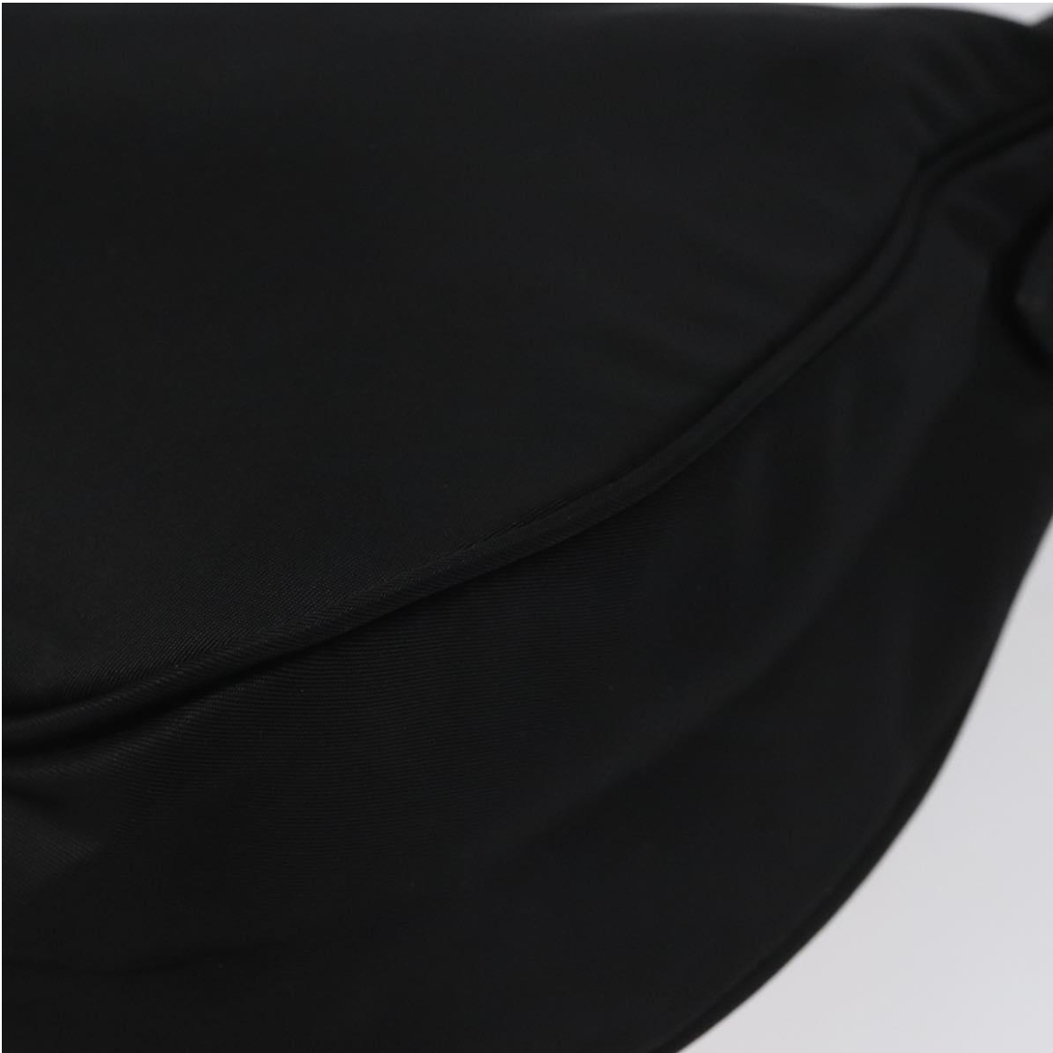 Prada Tessuto Nylon Negro