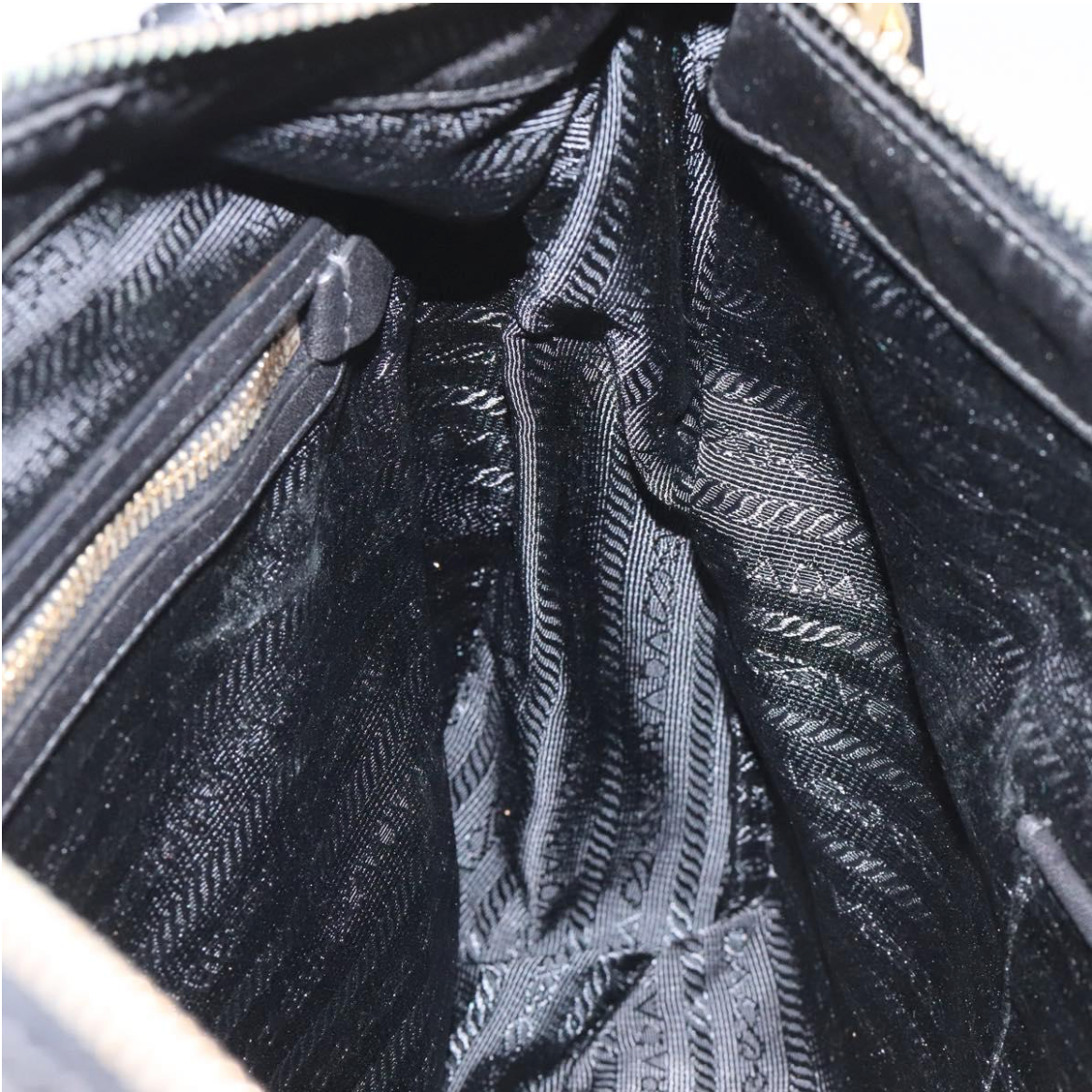 Prada Tessuto Nylon Negro