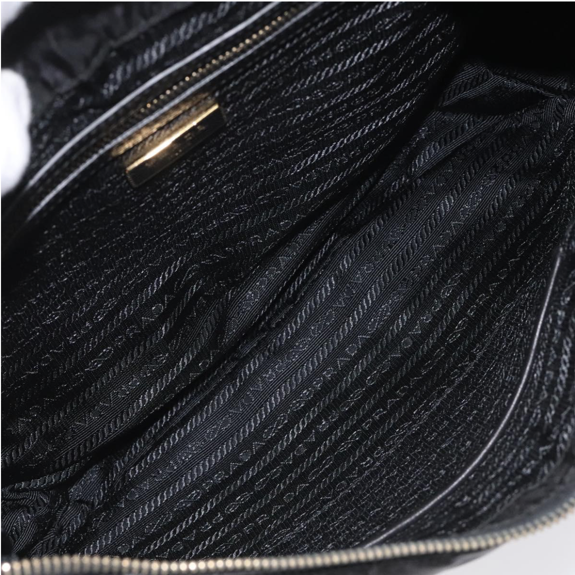 Prada Tessuto Nylon Negro