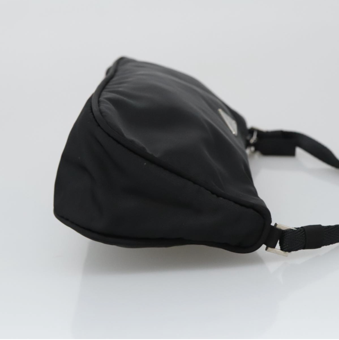 Prada Re-Edition Baguette Negro