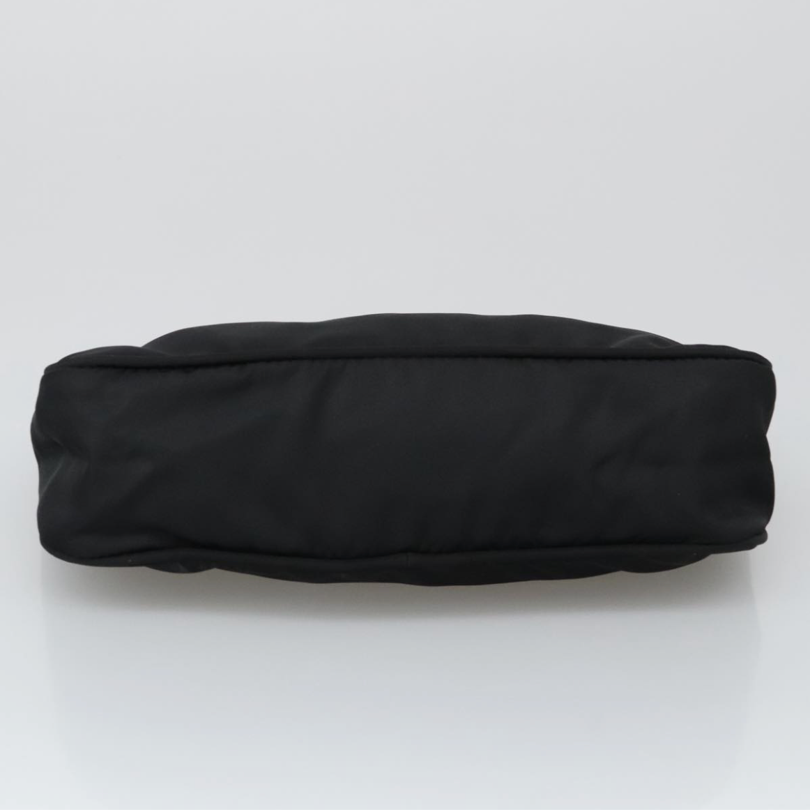 Prada Re-Edition Baguette Negro