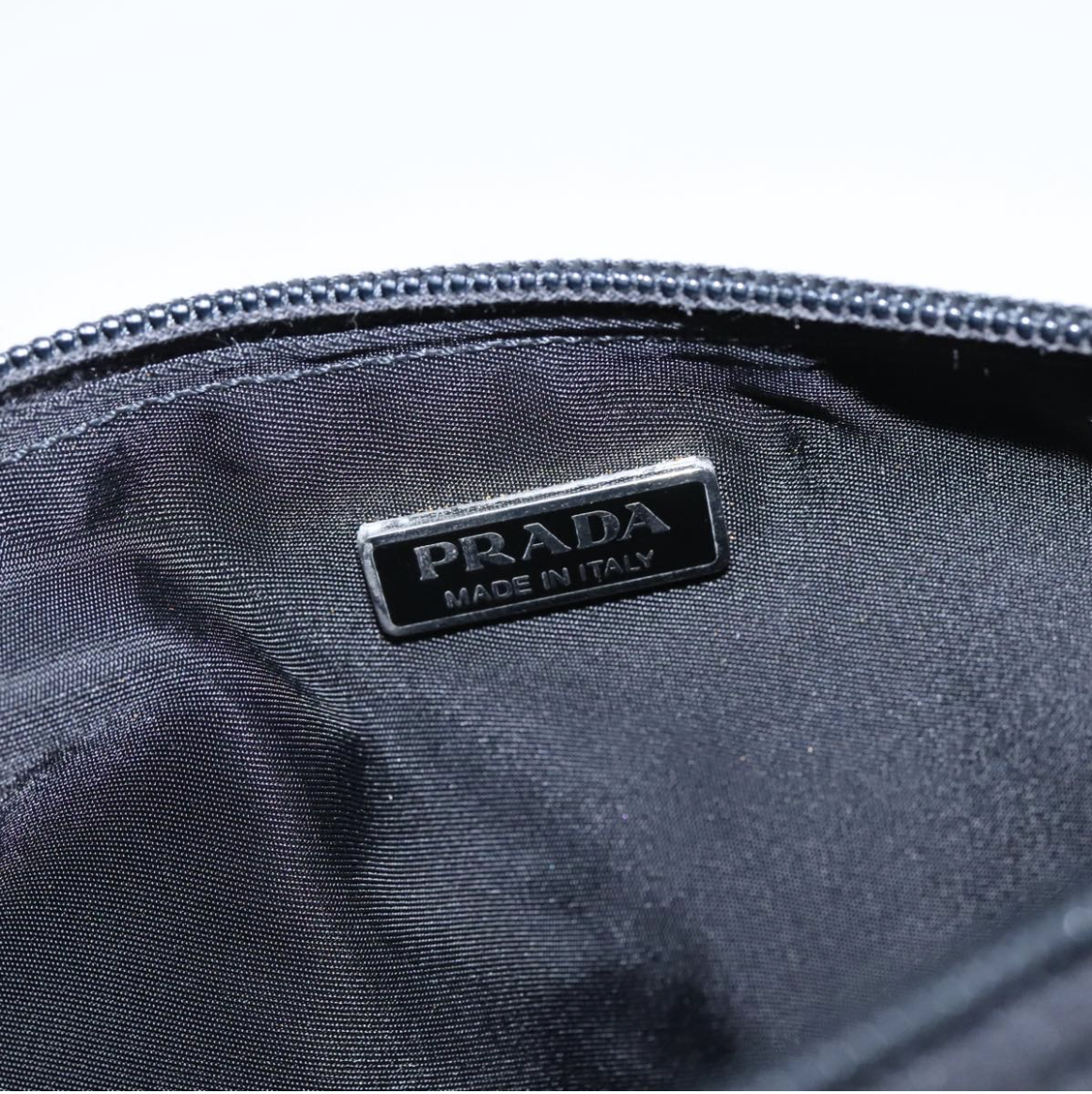 Prada Re-Edition Baguette Negro