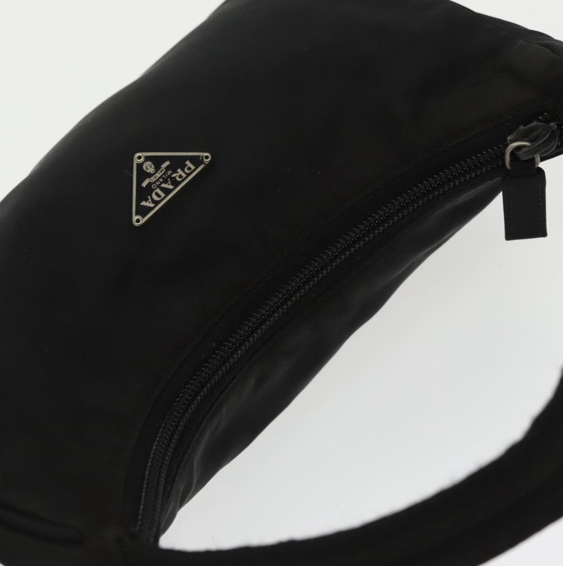 Prada Re-Edition Negro