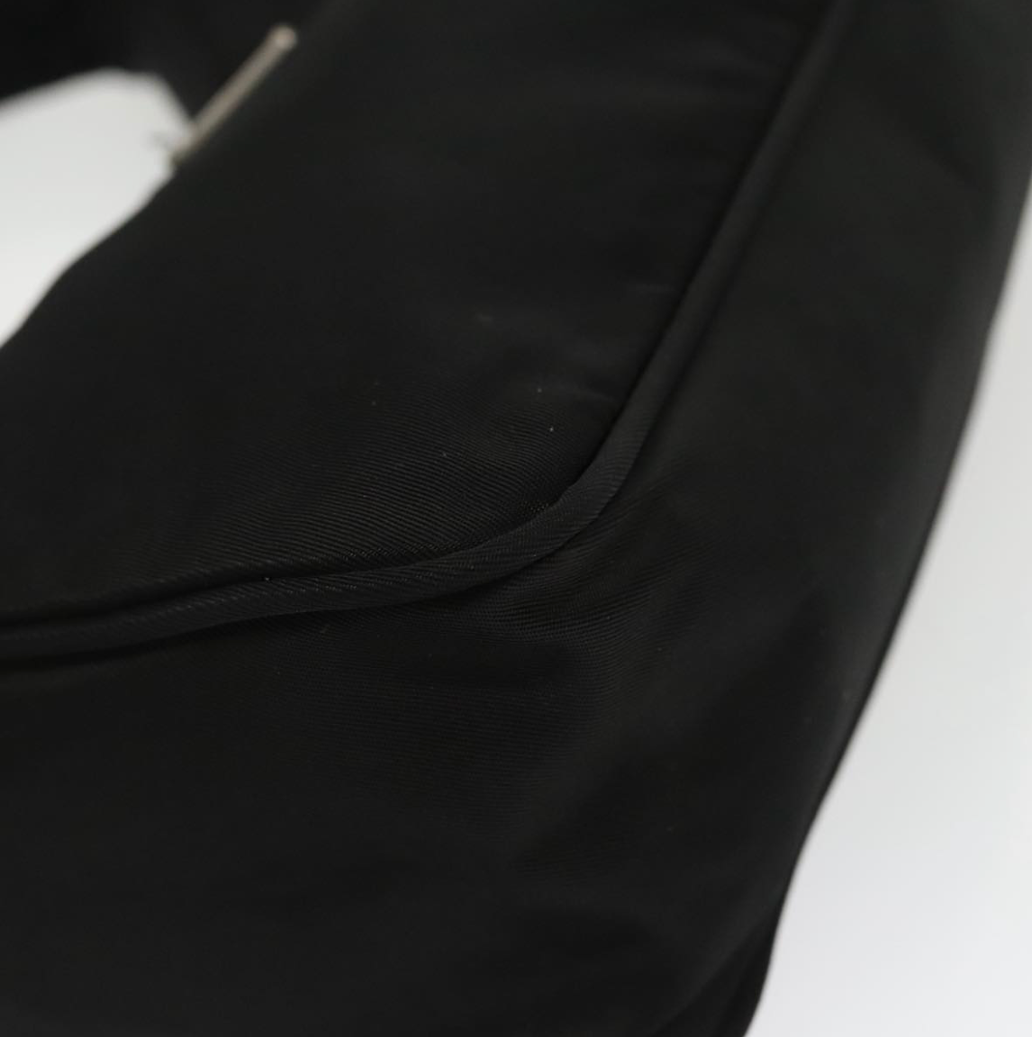Prada Re-Edition Negro