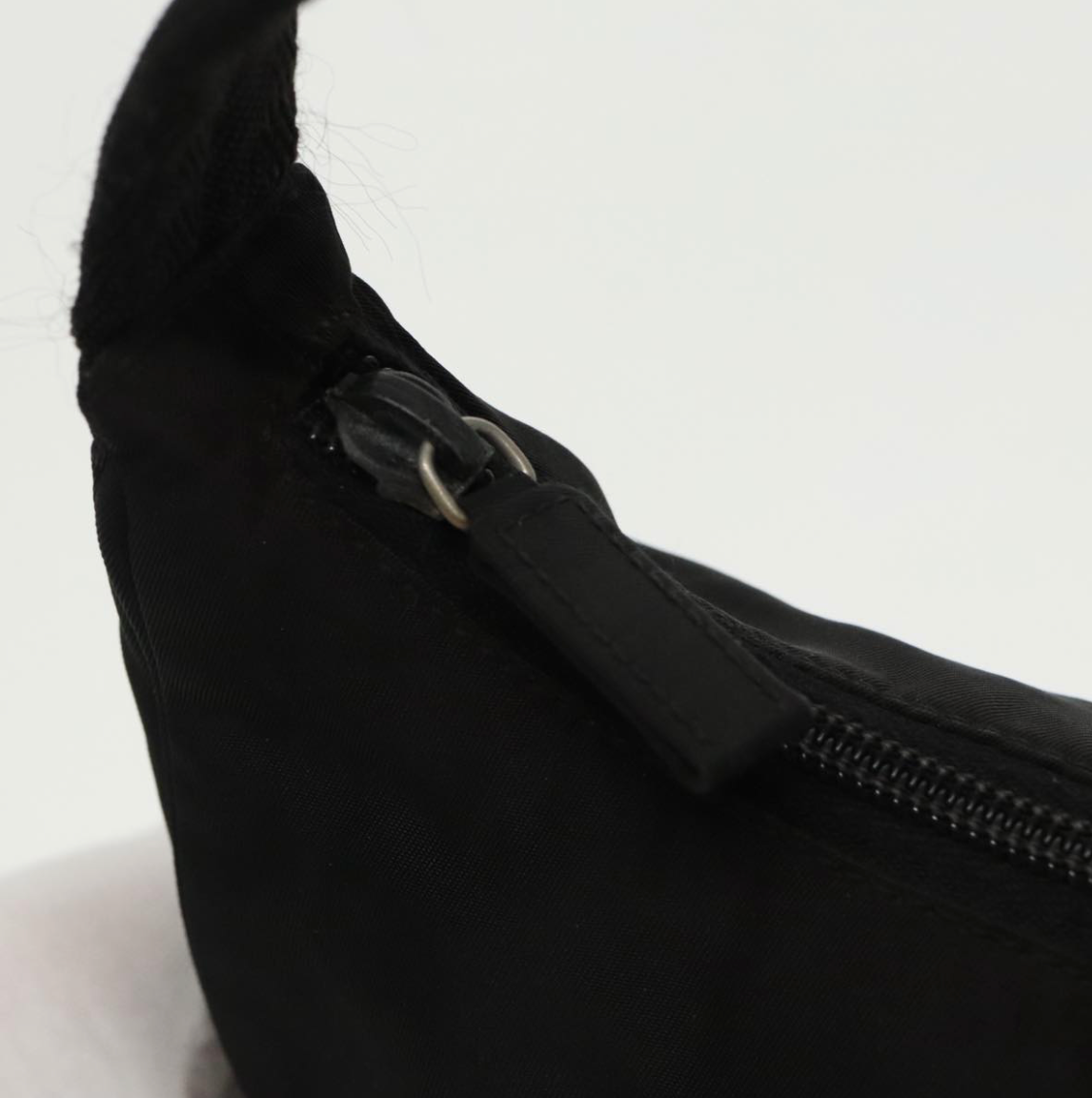 Prada Re-Edition Negro