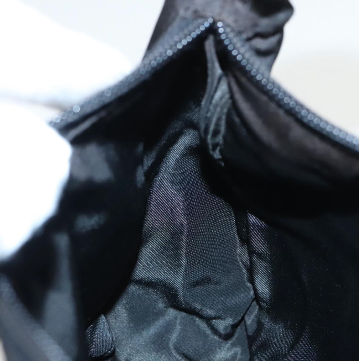 Prada Re-Edition Negro
