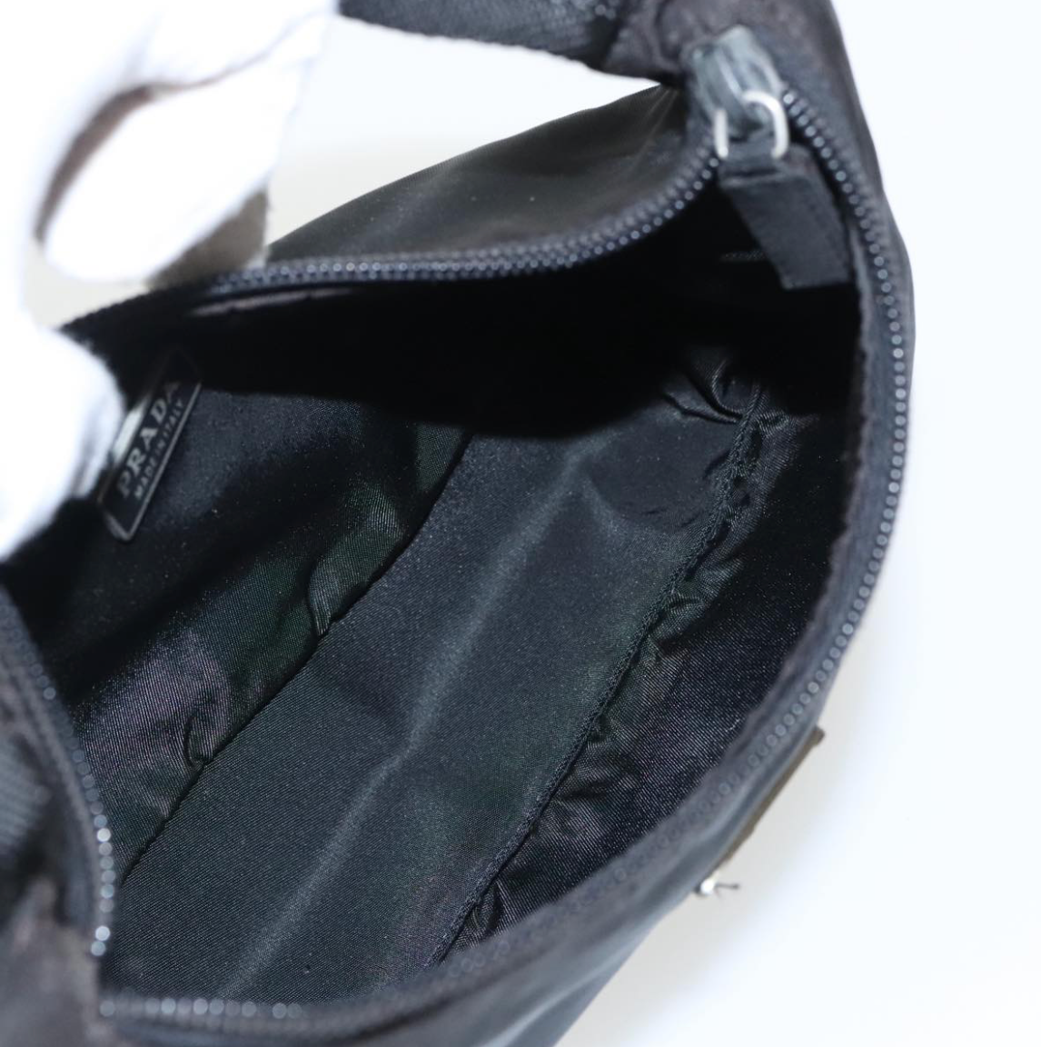 Prada Re-Edition Negro