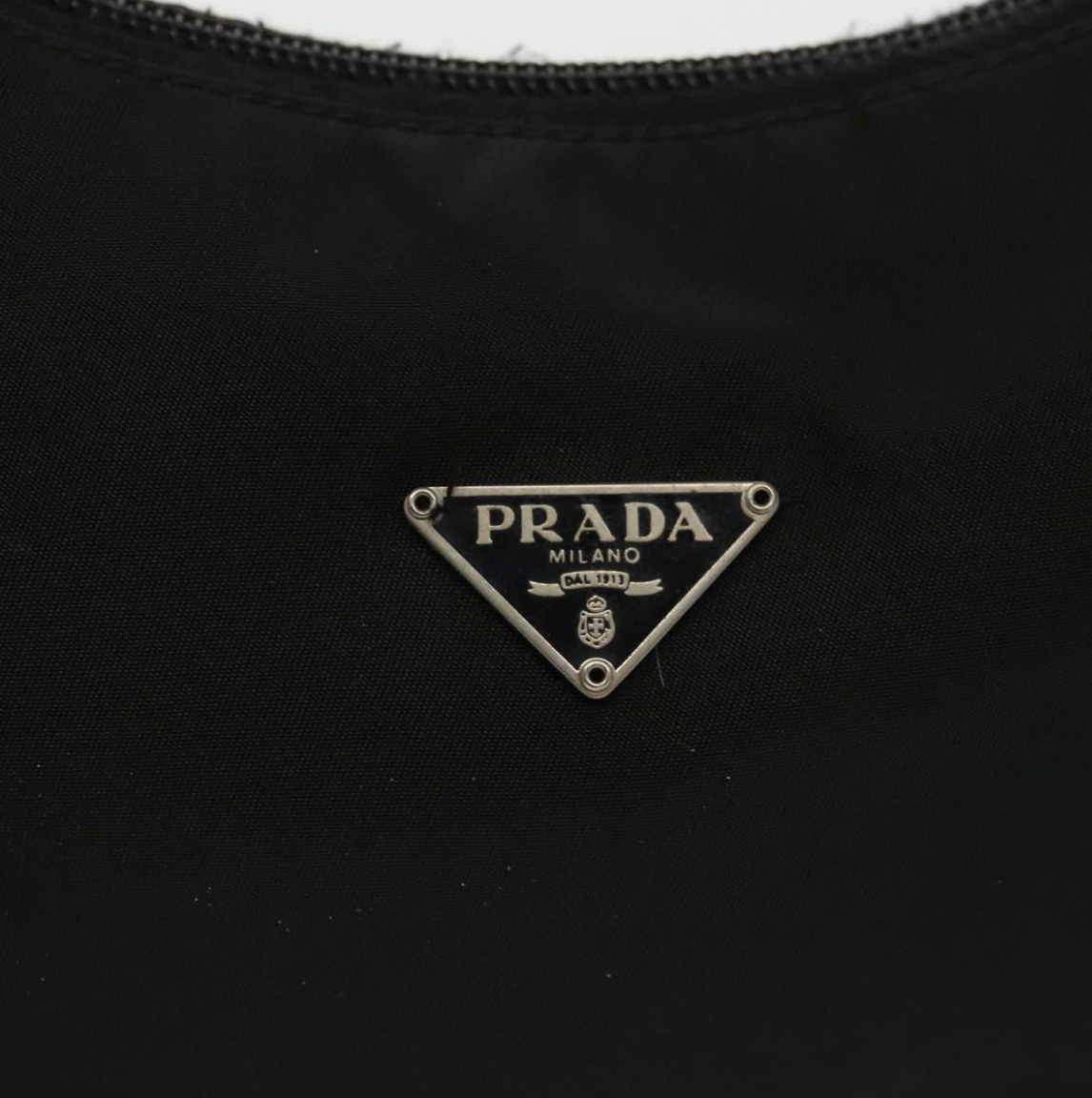 Prada Re-Edition Negro