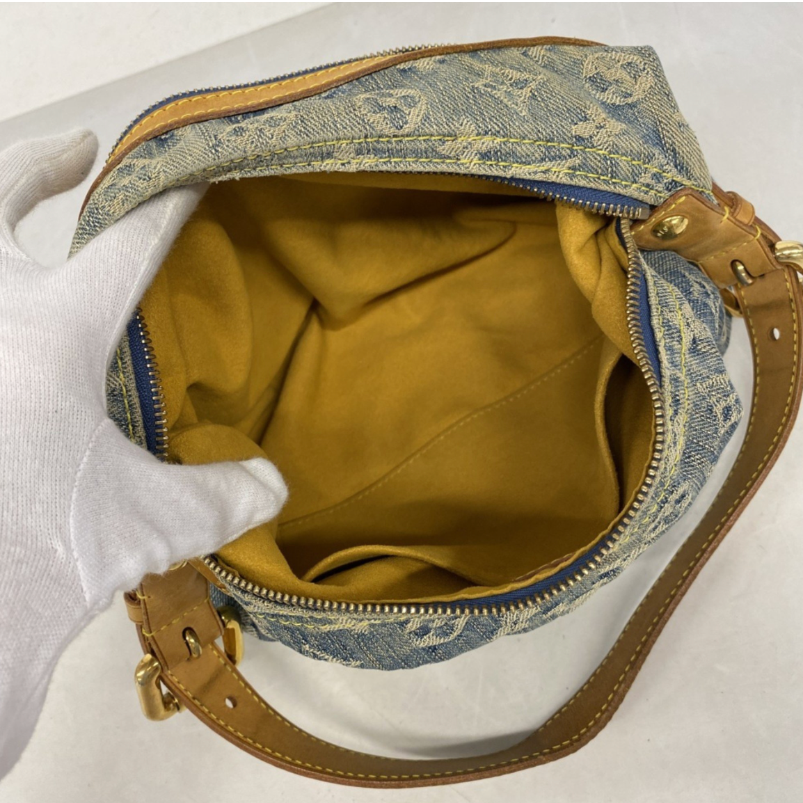 Louis Vuitton Baggy en denim Monogram
