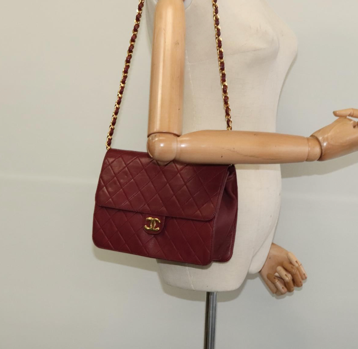 Chanel Flap Bag Burdeos