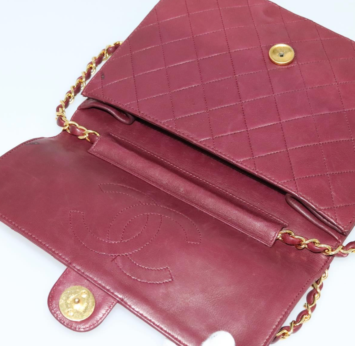 Chanel Flap Bag Burdeos