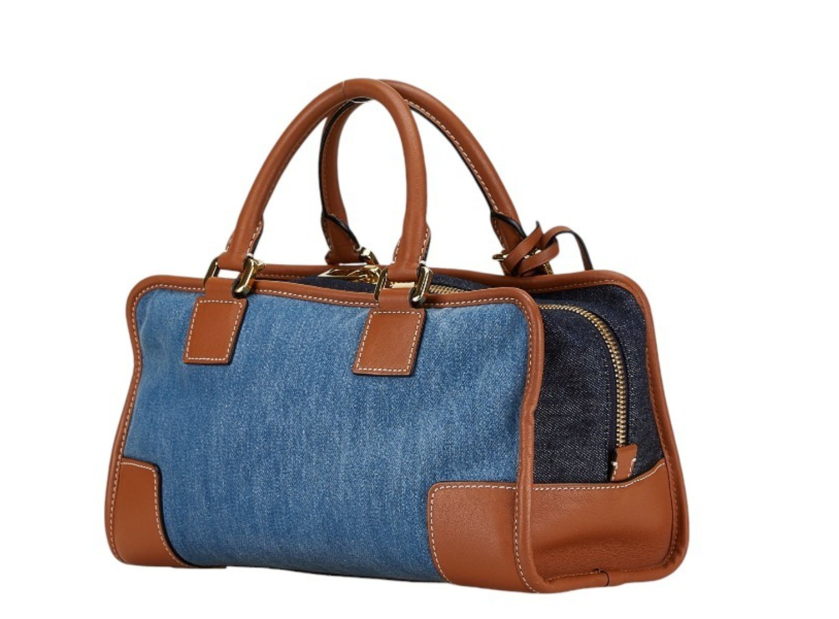 Loewe Amazona Bandolera 28 en Denim