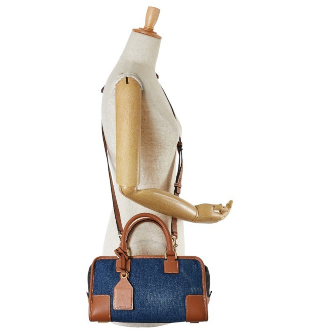 Loewe Amazona Bandolera 28 en Denim