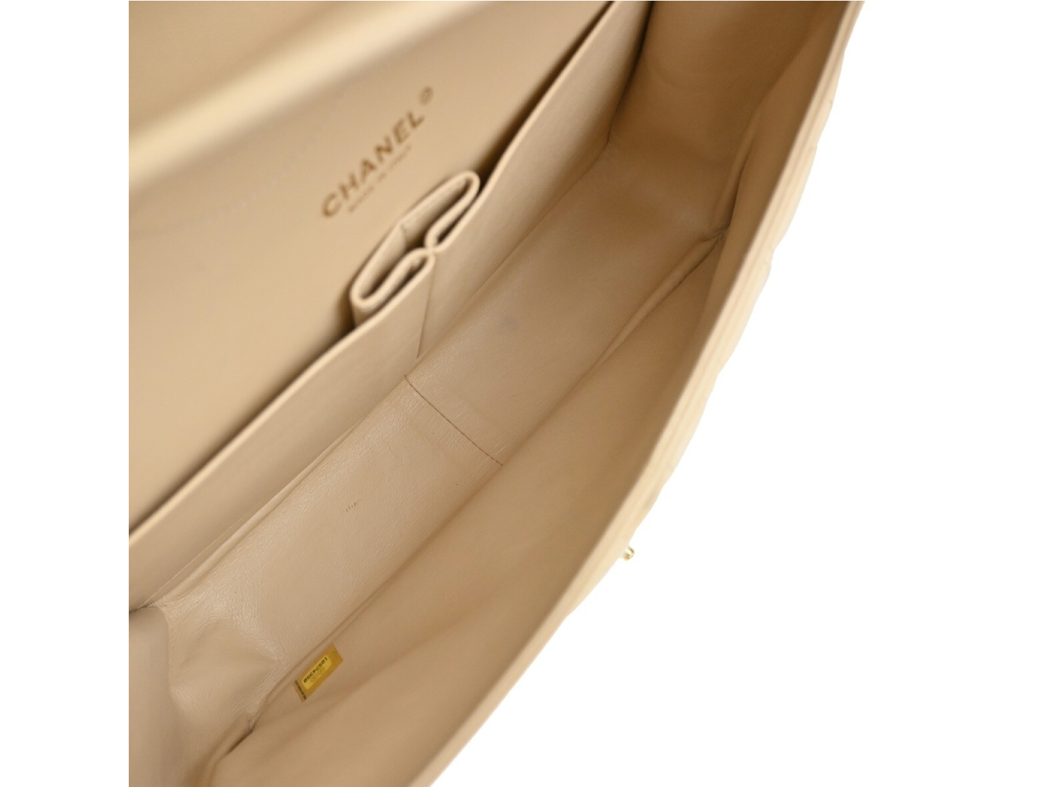 Chanel Timeless Classic Flap mediano en piel beige