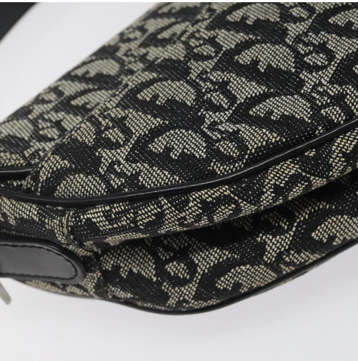 Dior Saddle Vintage en canvas negro