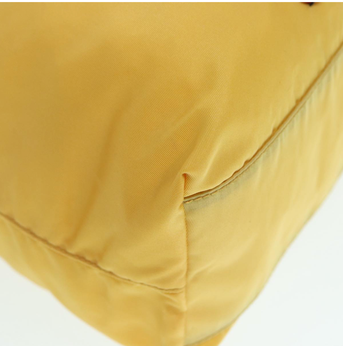 Prada Tessuto Robot Tote en nylon amarillo – Edición exclusiva de años 2004–2005