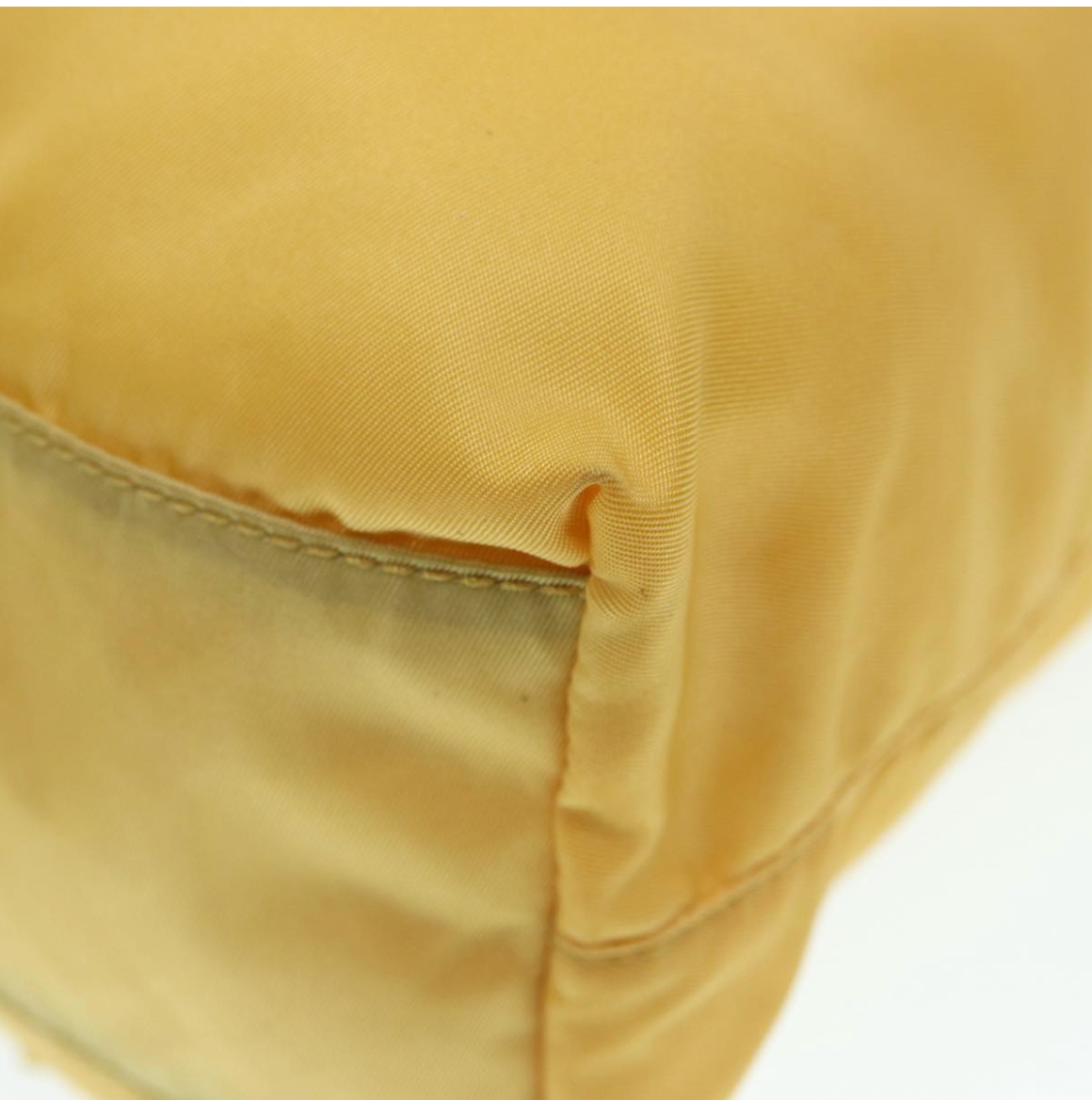 Prada Tessuto Robot Tote en nylon amarillo – Edición exclusiva de años 2004–2005