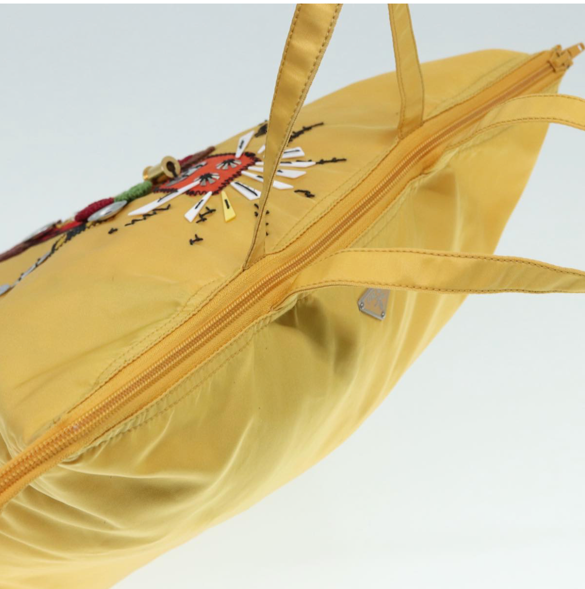 Prada Tessuto Robot Tote en nylon amarillo – Edición exclusiva de años 2004–2005
