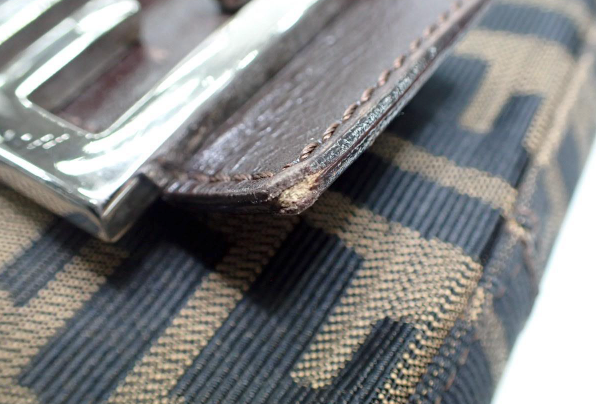 Fendi Baguette Vintage Clásica Marrón Zucca