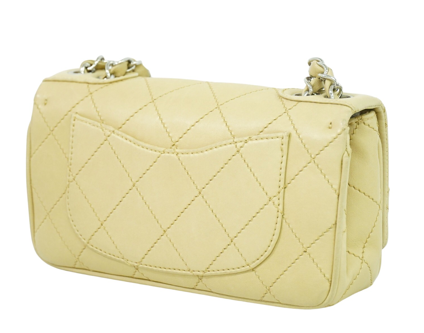 Chanel Wild Stitch en cuero beige