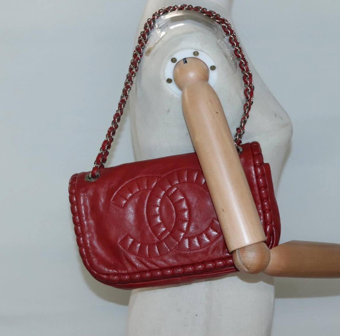 Chanel Hobo Logo CC Rojo