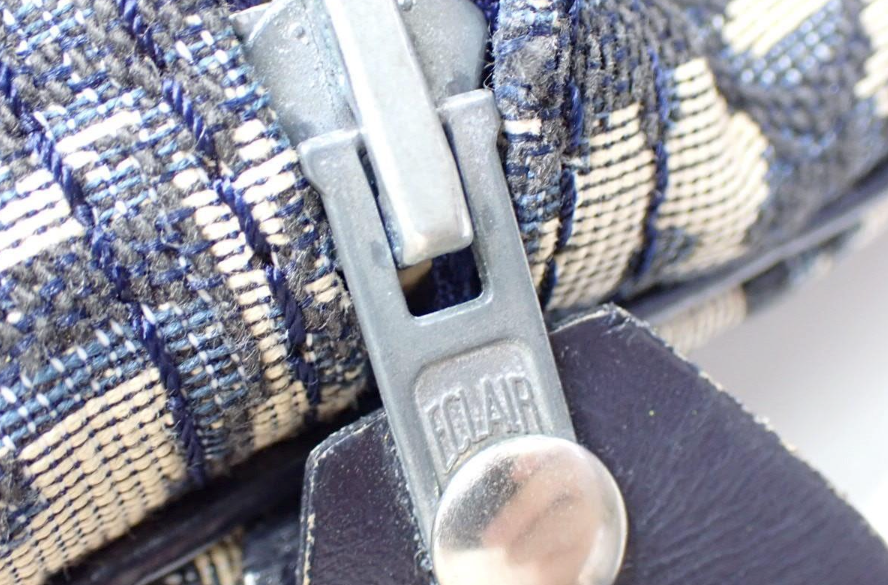 Christian Dior Trotter Boston Bag en canvas monogram azul y cuero