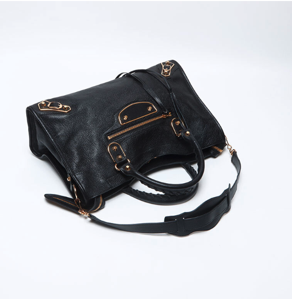 Balenciaga Classic City Mediano en negro con herrajes dorados