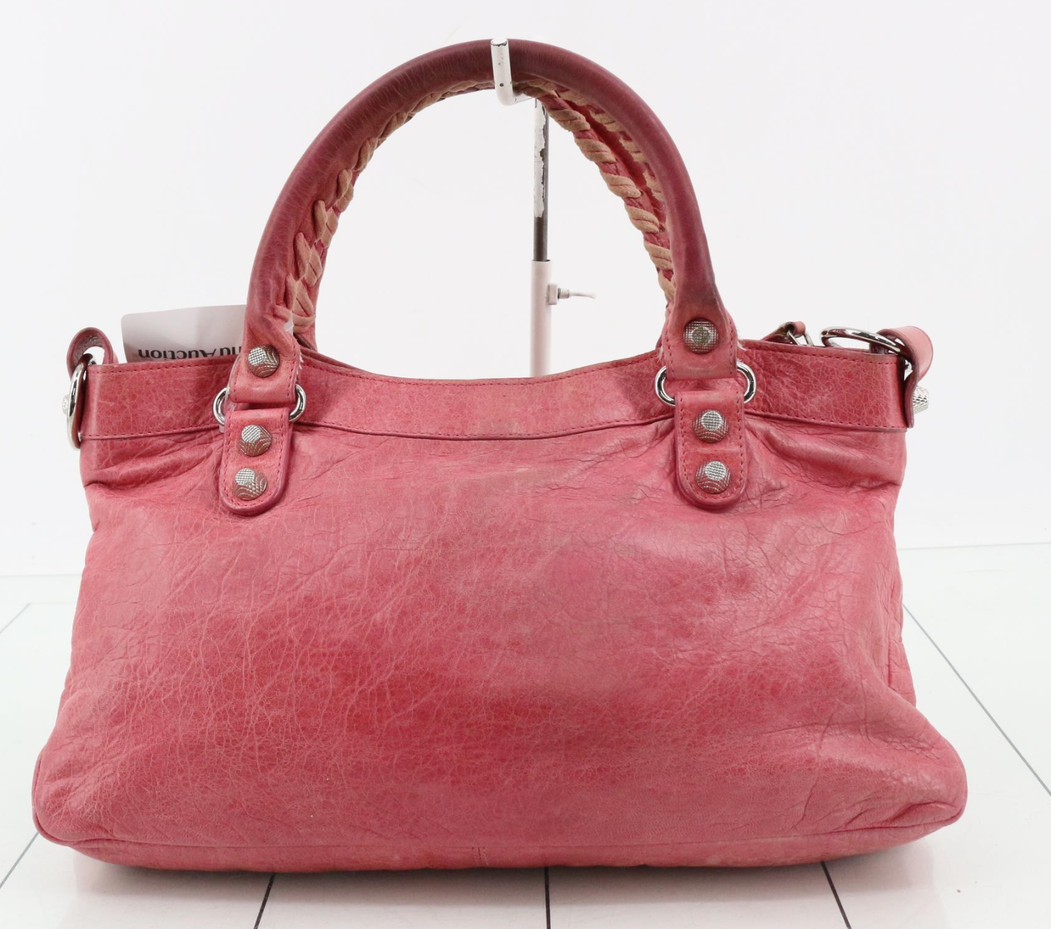 Balenciaga Classic City en cuero rosa con bandolera 2WAY