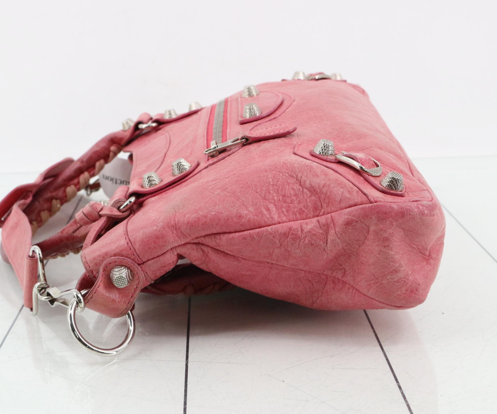 Balenciaga Classic City en cuero rosa con bandolera 2WAY