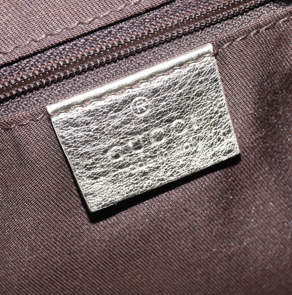 Gucci D-Ring Tote Bag – Monograma beige con piel dorada