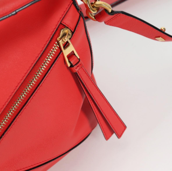 Loewe Puzzle Mediano – Piel Roja