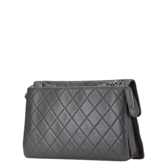 Chanel 2.55 Reissue Flap Bag – Piel gris metalizada