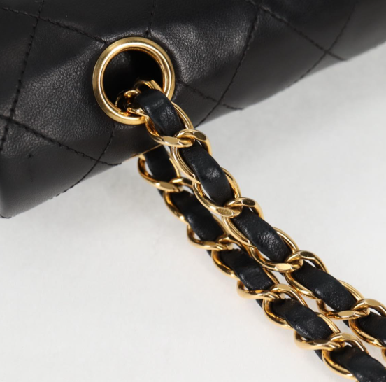 Chanel Timeless Doble Flap 25 cm en piel de cordero negra